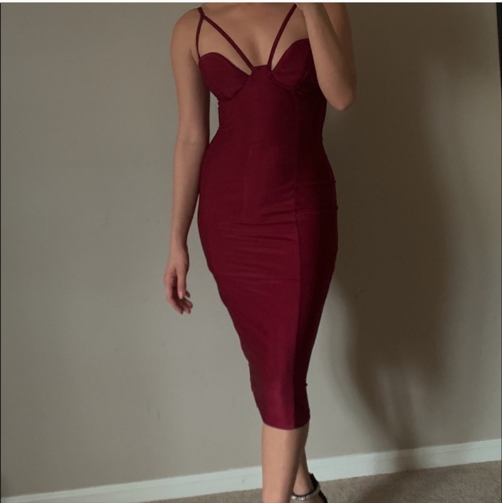 Bodycon midi dress